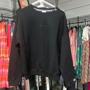 NWT black power blend crew